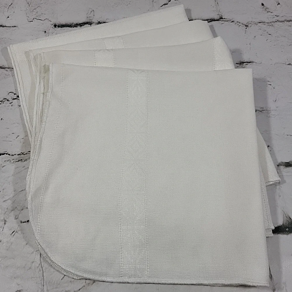 LARGE VINTAGE LINEN NAPKINS - SQUARE White Lot Of‎ 4